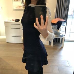 Knit dress with flower style